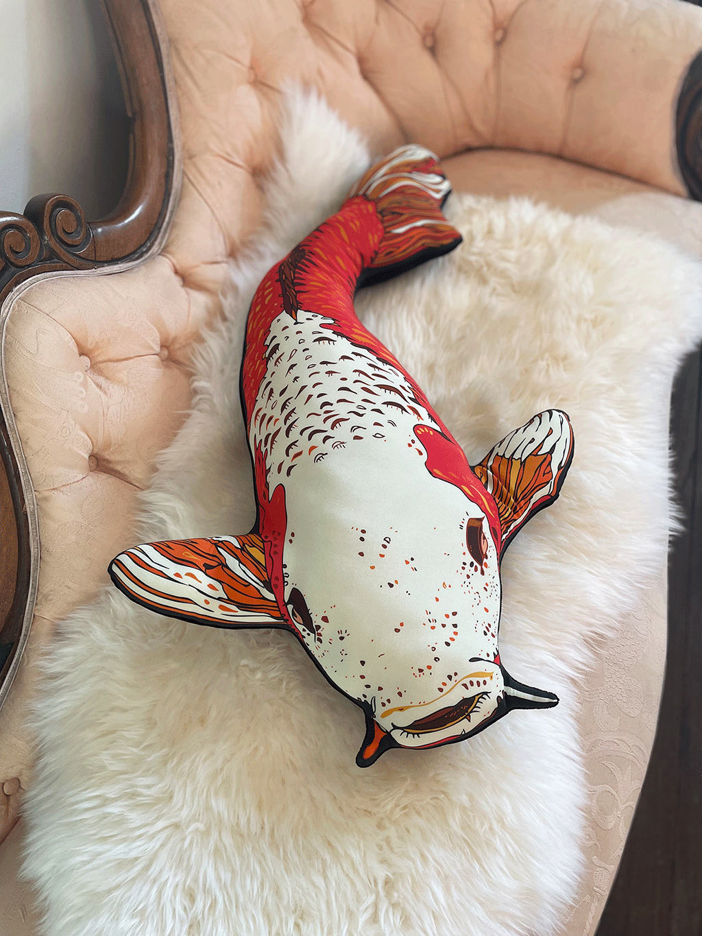 Carp pillow online